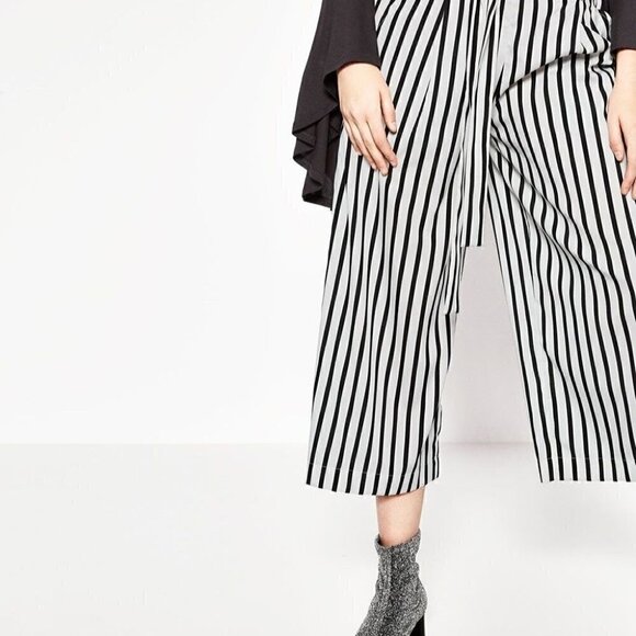 ZARA Striped Wide Leg Cropped Pants - Picture 6 of 7